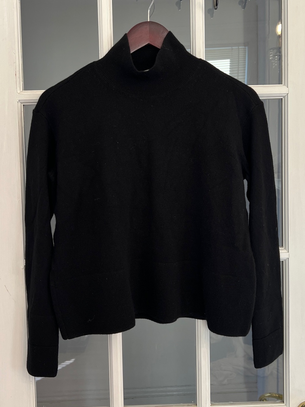 EVERLANE Women’s Boxy Turtleneck 100% Cashmere Black Sweater Size XS